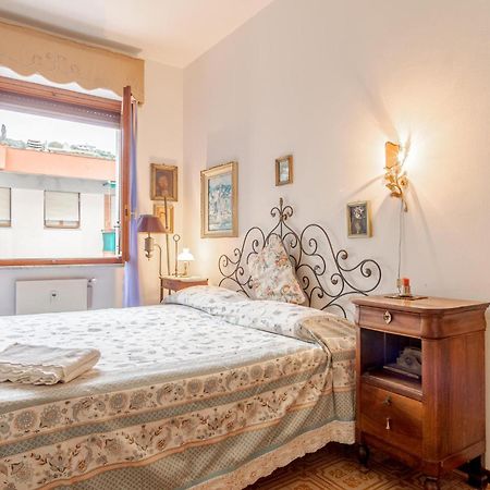 1 Bedroom Lovely Apartment In Rapallo Exterior foto